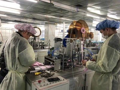 企業(yè)開復(fù)工怎樣來服務(wù)?平湖派出駐廠聯(lián)絡(luò)員一線來幫忙